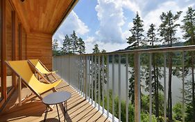 Element Lakeside Apartments